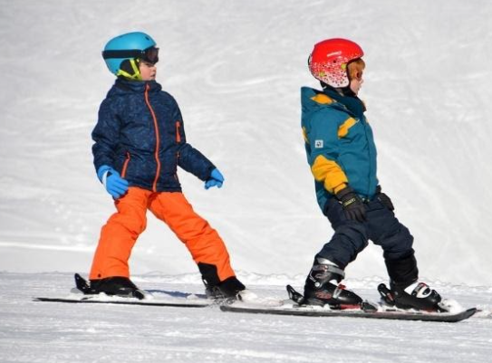 La mejor ropa de esquí para tus niños